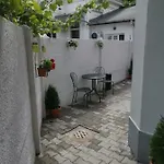 Maison 33 Bukurešť